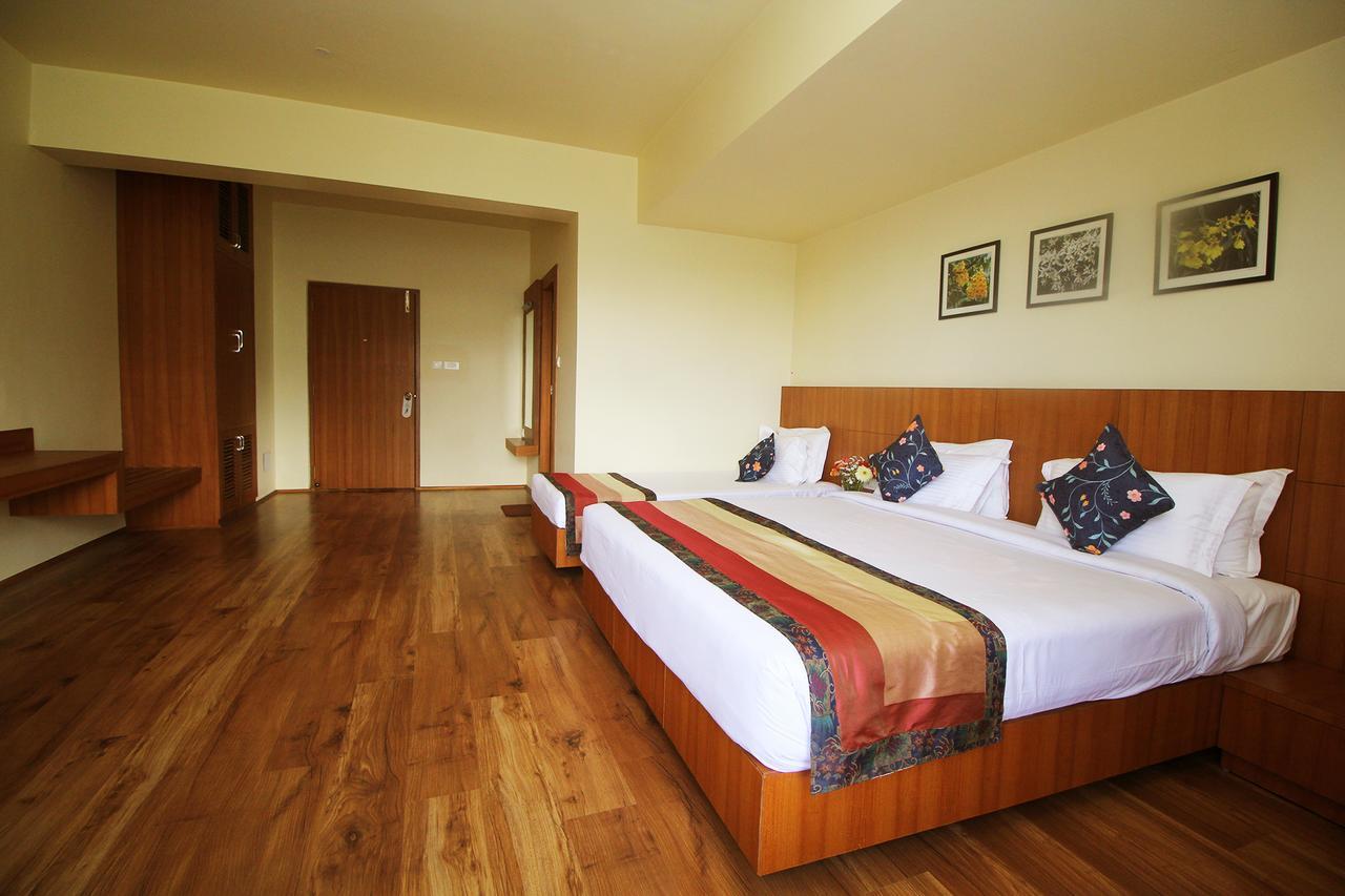 Hotel Tarayana Grand Gangtok Exteriör bild