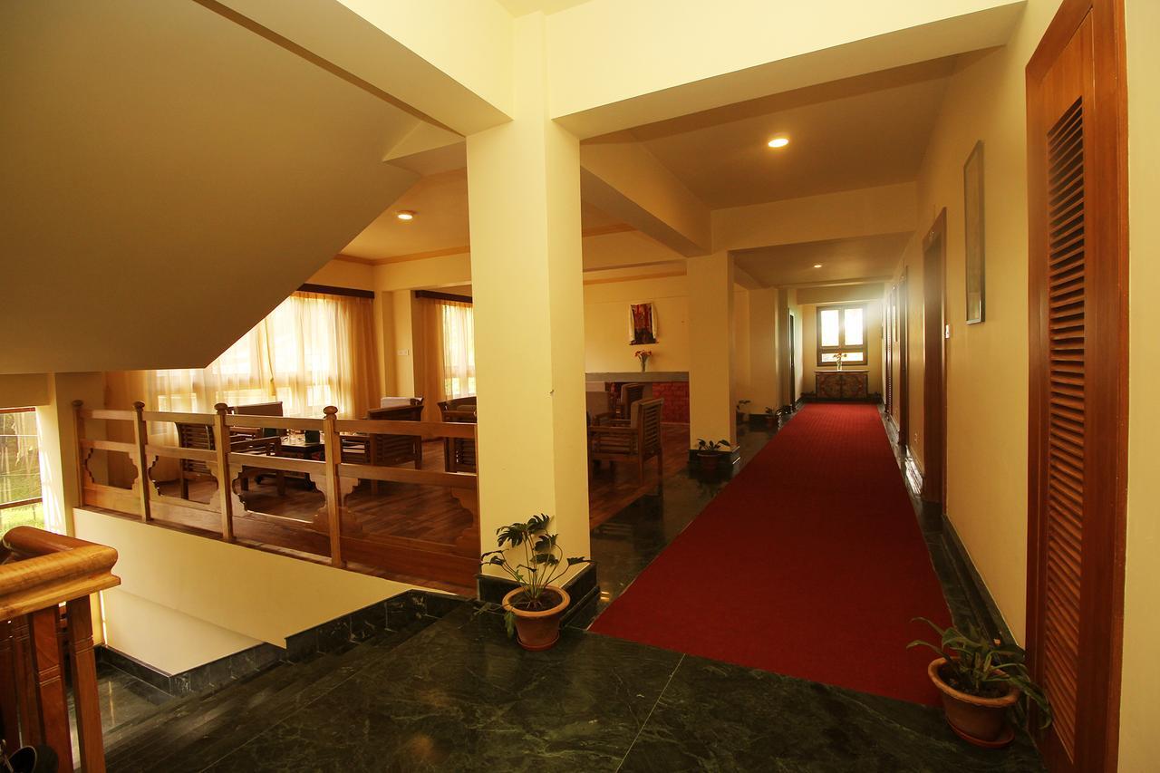 Hotel Tarayana Grand Gangtok Exteriör bild