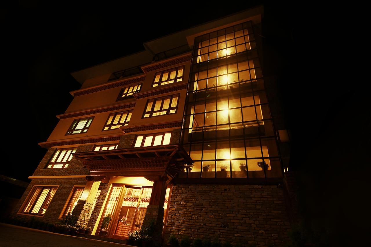 Hotel Tarayana Grand Gangtok Exteriör bild